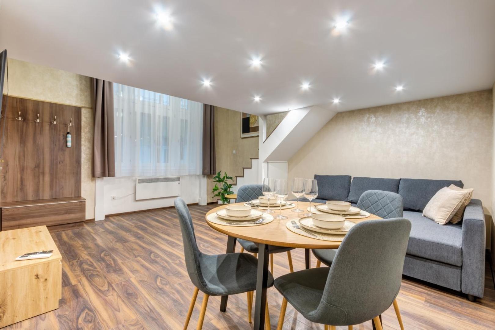 Mega Deal - Elegance - No Deposit Needed Budapest Luaran gambar