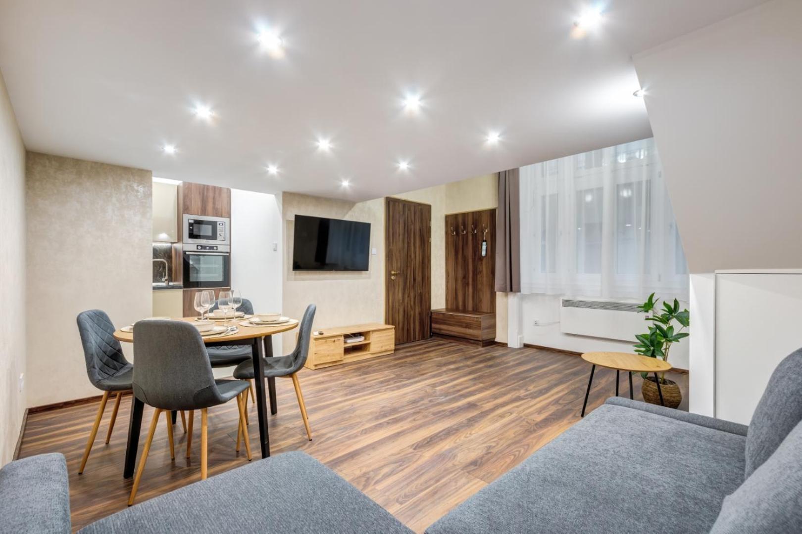 Mega Deal - Elegance - No Deposit Needed Budapest Luaran gambar